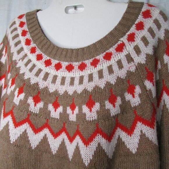 Old Navy Knit Sweater Pullover Aztec Tribal Geometric Dark Beige White Red - Picture 2 of 5